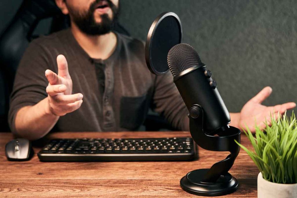 Podcast: O Que É e Como Criar Um Para a Sua Marca?